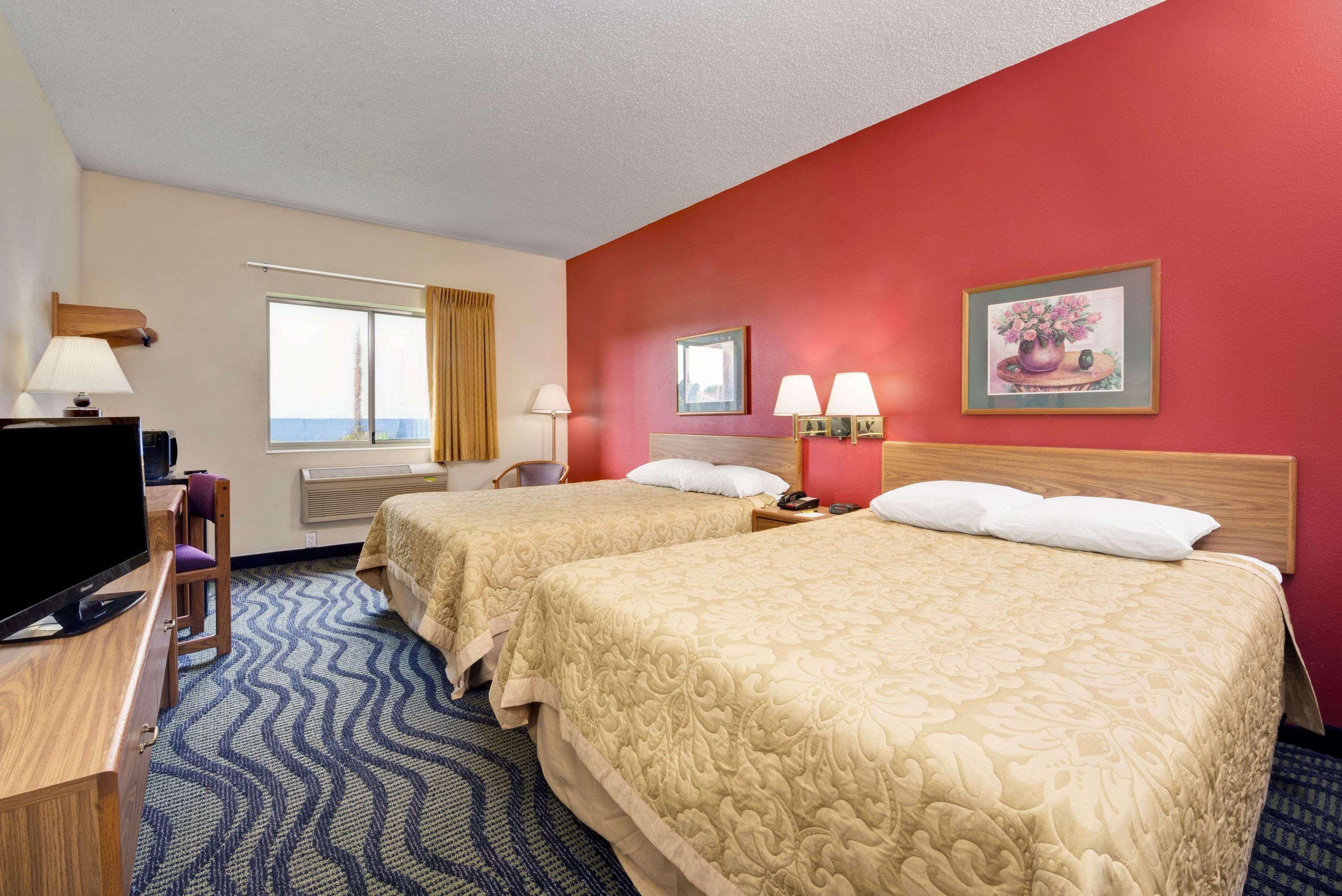 Super 8 By Wyndham Kokomo Luaran gambar